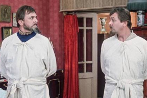 Кнырович: «Просто одному захотелось остаться в своем кресле, а другой всерьез начал рассказывать про Рюриковичей»