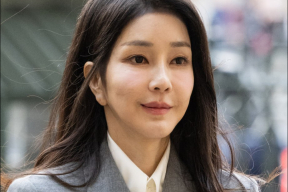 Бывшую первую леди Южной Кореи приговорили к тюрьме за получение дорогих подарков