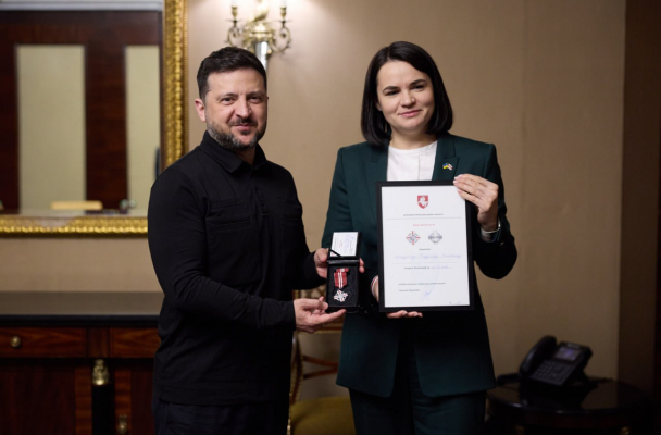 Карбалевіч: Кіеў ажыццяўляе псіхалагічную атаку на рэжым Лукашэнкі