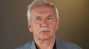 Карбалевич: Если давить сильно, Лукашенко понимает угрозу, готов и прощения попросить, и ретрансляторы нейтрализовать