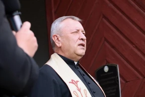 Конвейер репрессий. Ксендз Парахневич в СИЗО перенес инфаркт, он в тяжелом состоянии